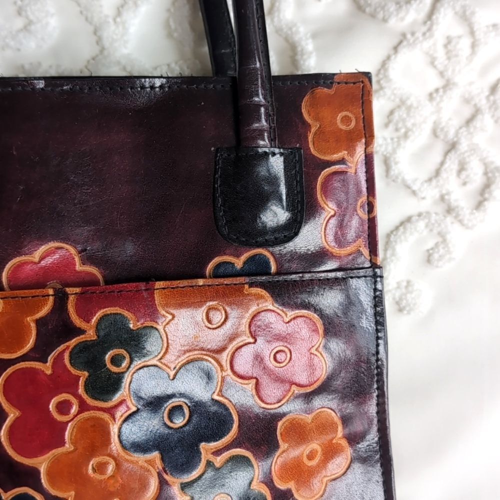 100% Genuine Leather Plum Colored 🏵️Flower Power -Vintage Leather Handbag/Tote - Picture 2 of 15